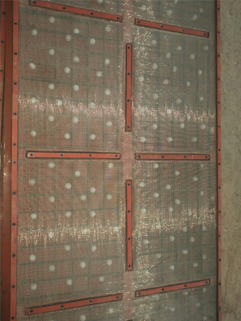 振動篩廠家制作地坪砂振動篩優勢
